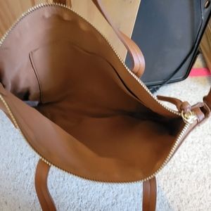 Crossbody bag. Old Navy